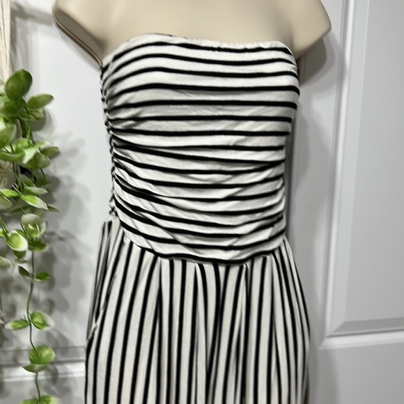 Heart and Hips White with Black Striped sleeveless jumpsuit - Picture 2 of 4